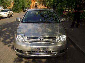 2005 Toyota Corolla Pictures