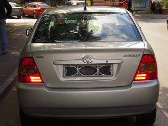 2005 Toyota Corolla Pictures