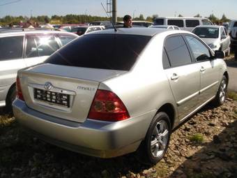 2005 Toyota Corolla Pictures