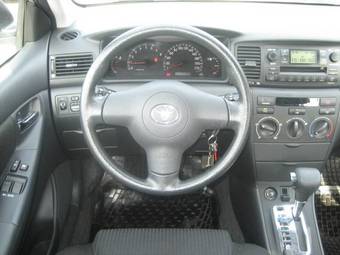 2005 Toyota Corolla Photos