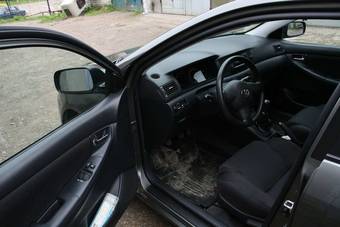 2005 Toyota Corolla Pictures