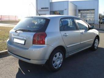 2006 Toyota Corolla Photos