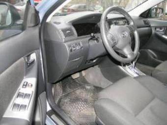 2006 Toyota Corolla Images