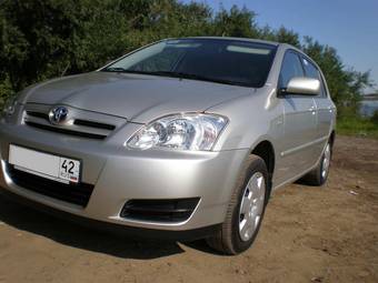 2006 Toyota Corolla Photos