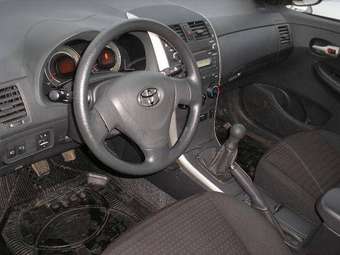 2007 Toyota Corolla Photos