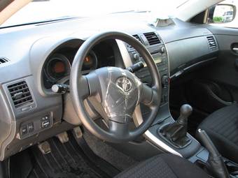 2008 Toyota Corolla Images