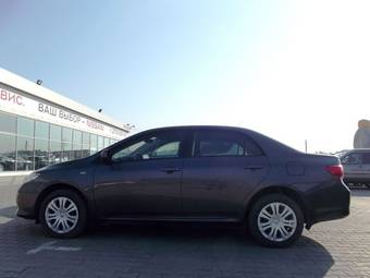 2010 Toyota Corolla Photos