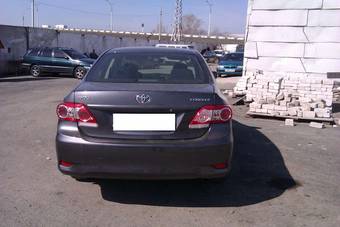 2011 Toyota Corolla Pics