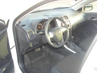 2011 Toyota Corolla Images