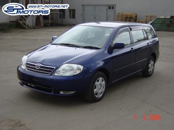 2000 Toyota Corolla Fielder Photos