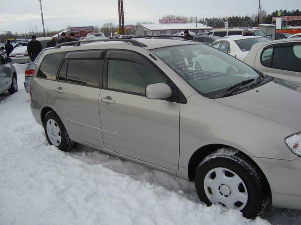 Toyota corolla fielder 2001