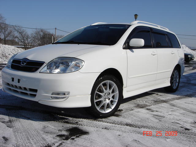 Toyota corolla fielder 2003