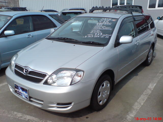 Toyota corolla fielder 2003