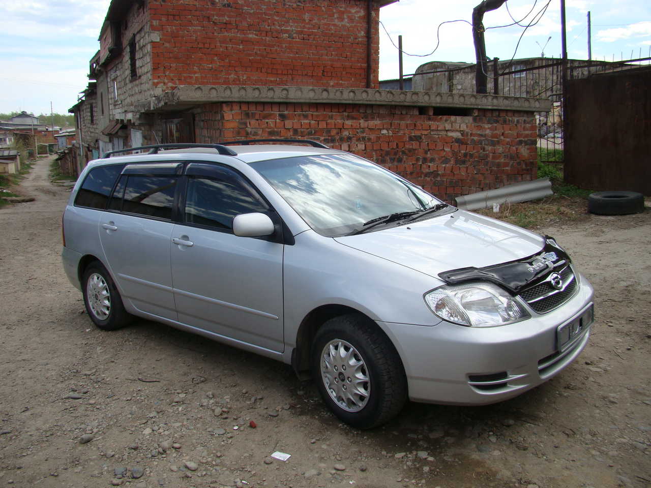 Toyota corolla fielder 2003