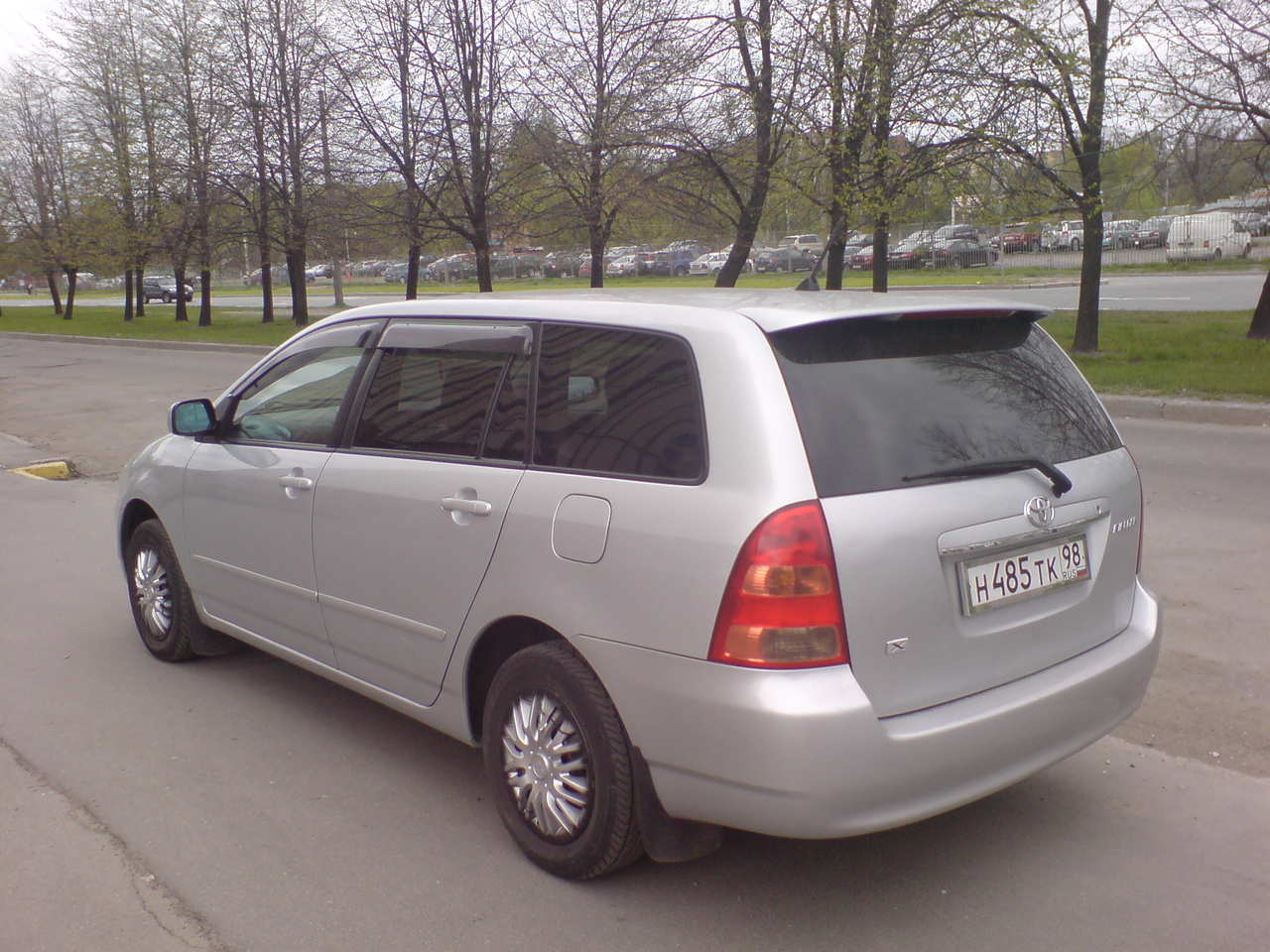 Toyota corolla fielder 2003
