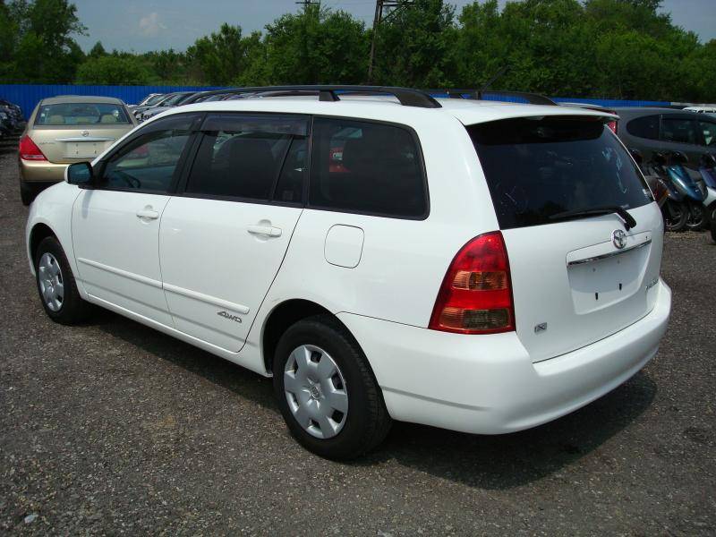 Toyota corolla fielder 2003