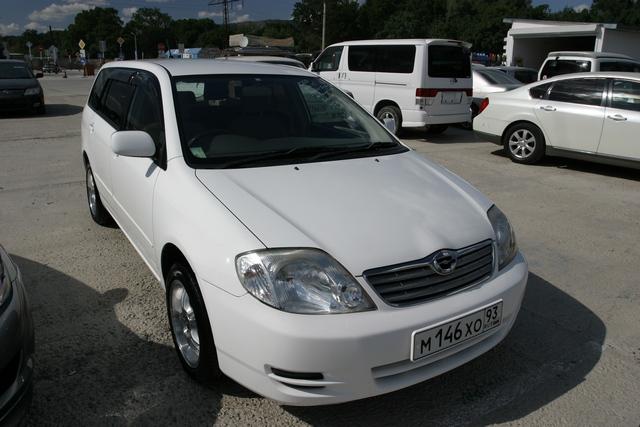 Toyota fielder 2003