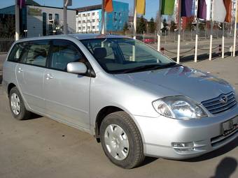Toyota corolla fielder 2003