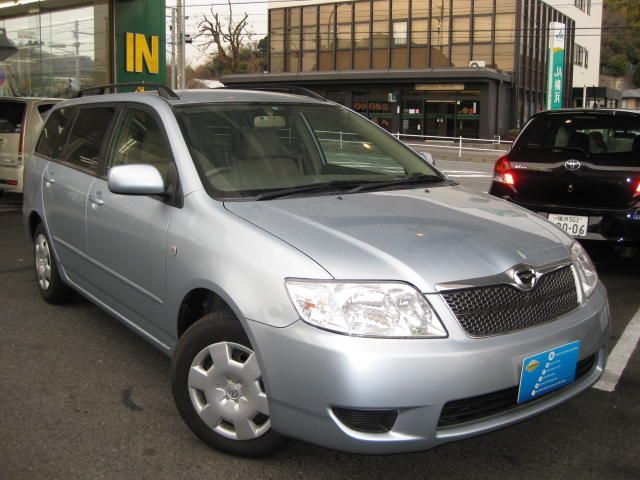 Toyota fielder 2004