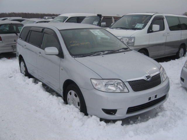 Toyota fielder 2004