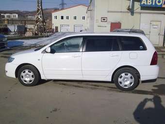2004 Toyota Corolla Fielder Pics