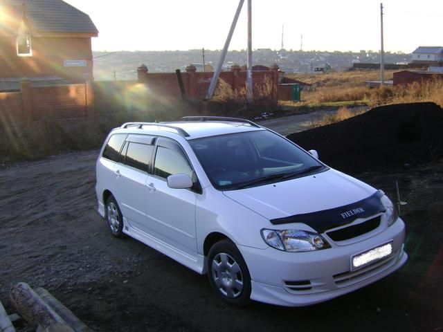Toyota fielder 2004