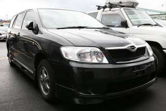 2004 Toyota Corolla Fielder Images