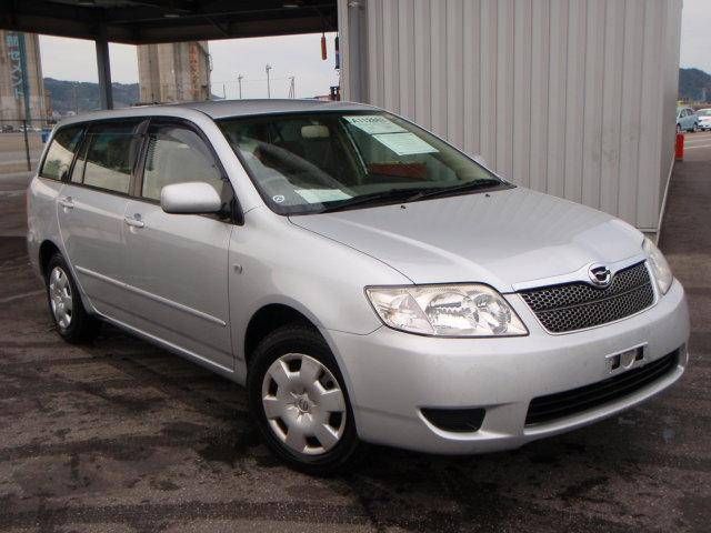 Toyota fielder 2004