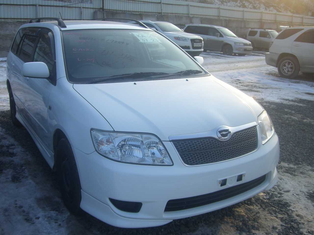 Toyota fielder 2004