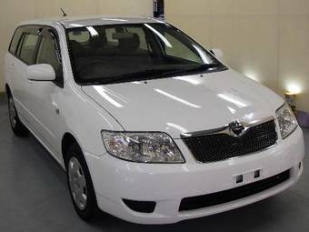 2004 Toyota Corolla Fielder Images