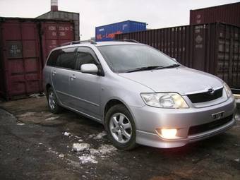 2004 Toyota Corolla Fielder Photos