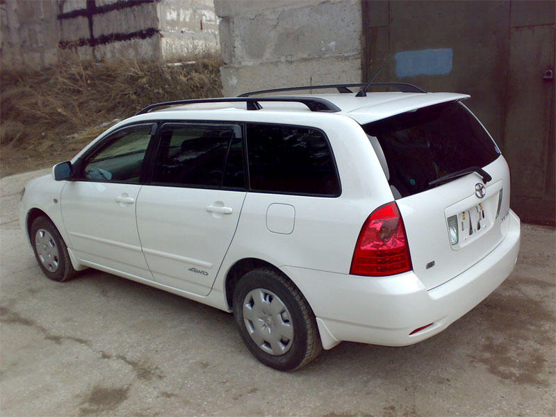 Toyota fielder 2004
