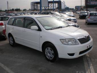 2004 Toyota Corolla Fielder Photos