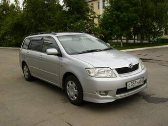 2004 Toyota Corolla Fielder Photos