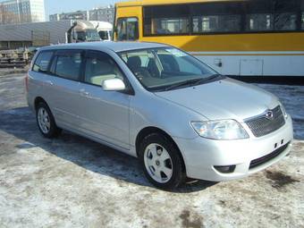 2005 Toyota Corolla Fielder Photos