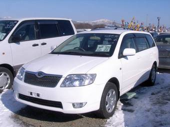 2005 Toyota Corolla Fielder Images