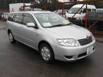 2005 Toyota Corolla Fielder Photos