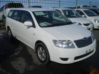 2005 Toyota Corolla Fielder Pictures