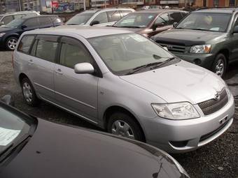 2005 Toyota Corolla Fielder Photos