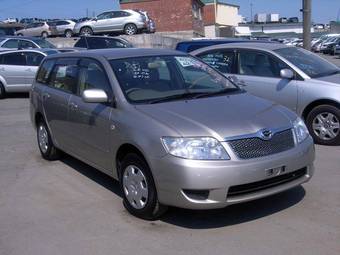 2005 Toyota Corolla Fielder Photos