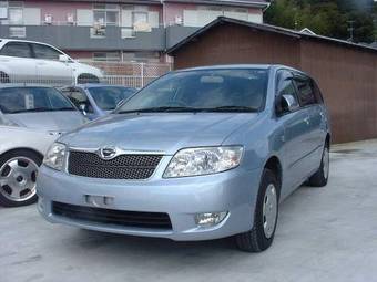 2005 Toyota Corolla Fielder Photos