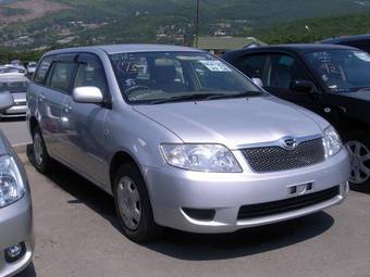 2005 Toyota Corolla Fielder Pics