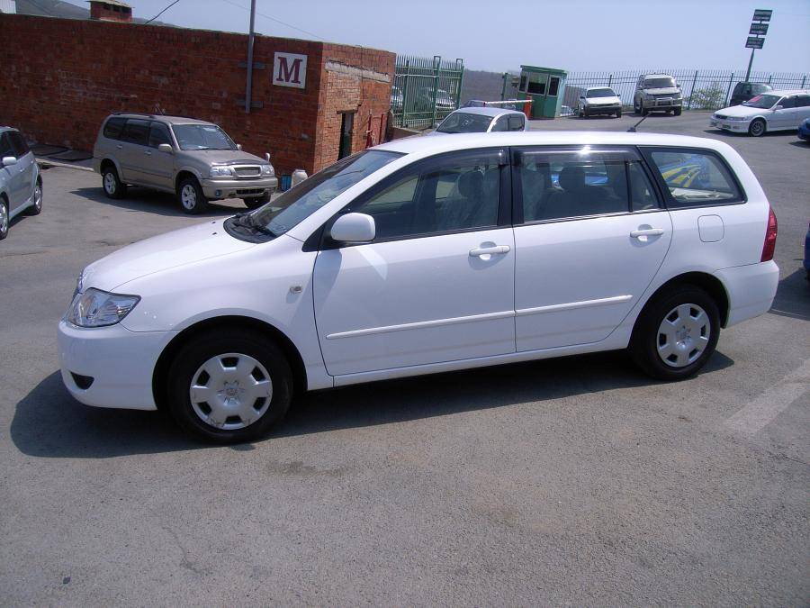 Toyota corolla fielder 2006