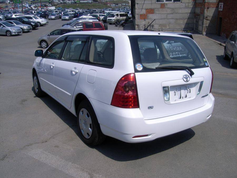 Toyota corolla fielder 2006