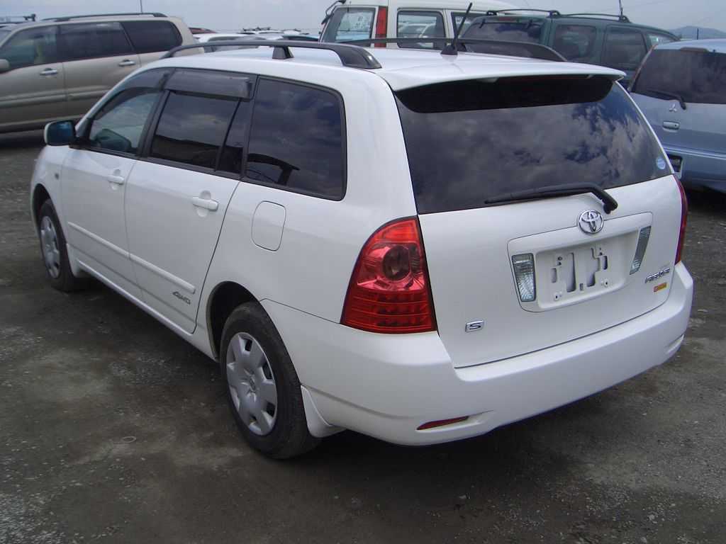 Toyota corolla fielder 2006