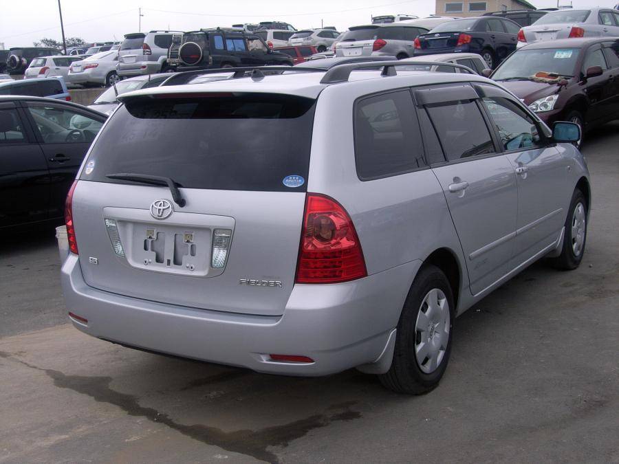 Toyota corolla fielder 2006