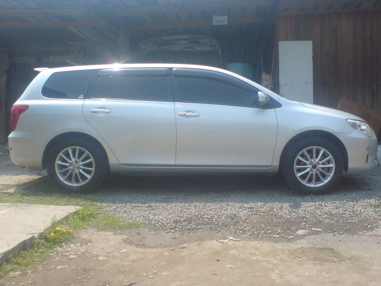 Toyota corolla fielder 2007