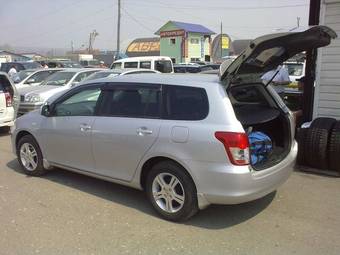 2009 Toyota Corolla Fielder Pictures