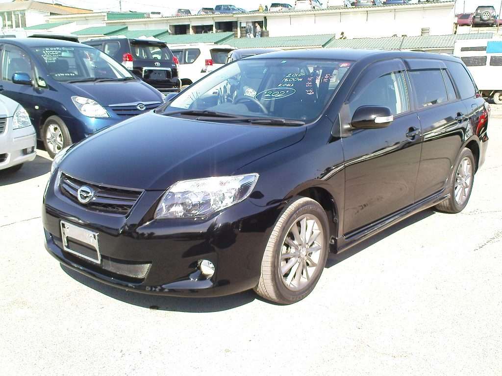 Toyota corolla fielder 2010