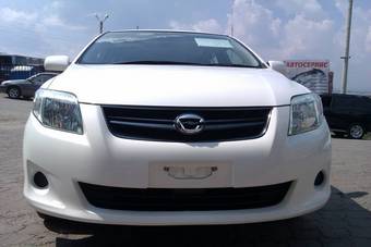 2010 Toyota Corolla Fielder Photos